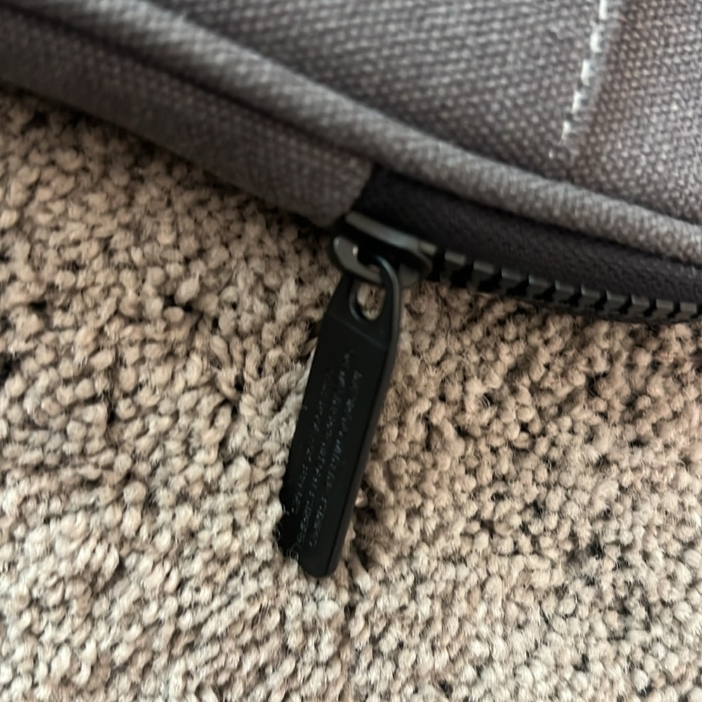 Adidas NMD Pouch NWT - Picture 6 of 7
